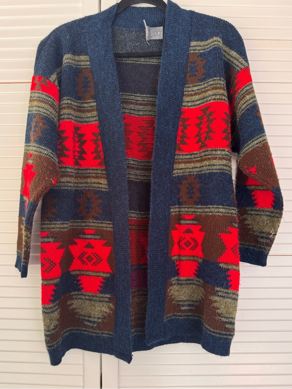 Vintage-Inspired Open Front Cardigan Sweater - Navy & Red Southwestern